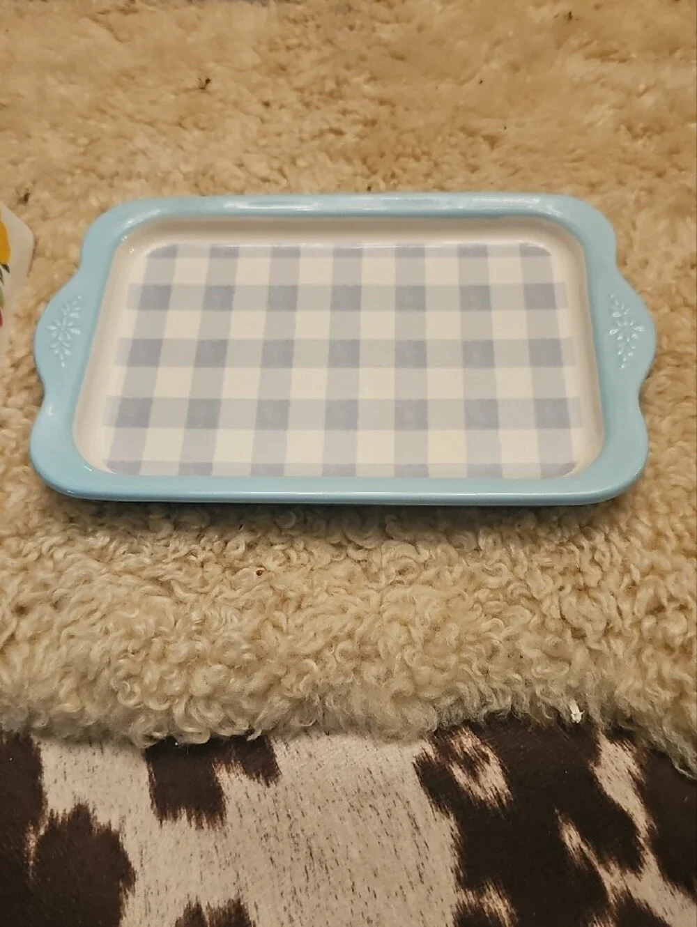 The Pioneer Woman Light Blue Floral Ceramic Butter Dish with Clear Glass Knob